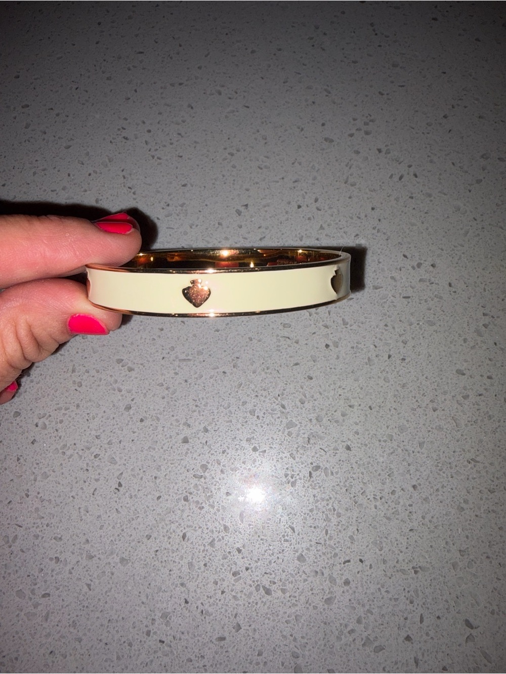 KATE SPADE NEW YORK CREAMY WHITE GOLD TONE BANGLE BRACELET